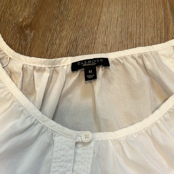 TALBOTS Women's White Blouse Medium 96% Cotton 4% Spandex - Picture 2 of 6